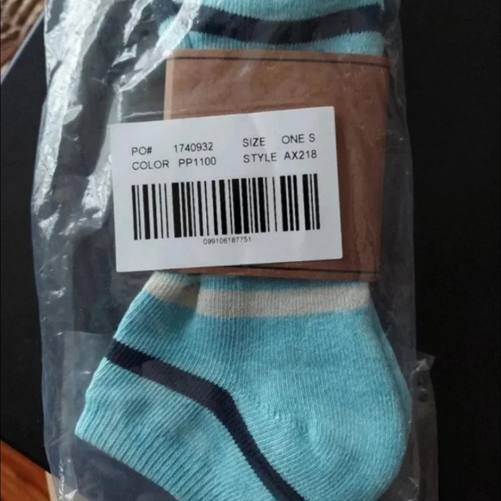 J.CREW NAVAL STRIPE ANKLE SOCKS Men's/Unisex M/L BNWT SO 1 LEFT!